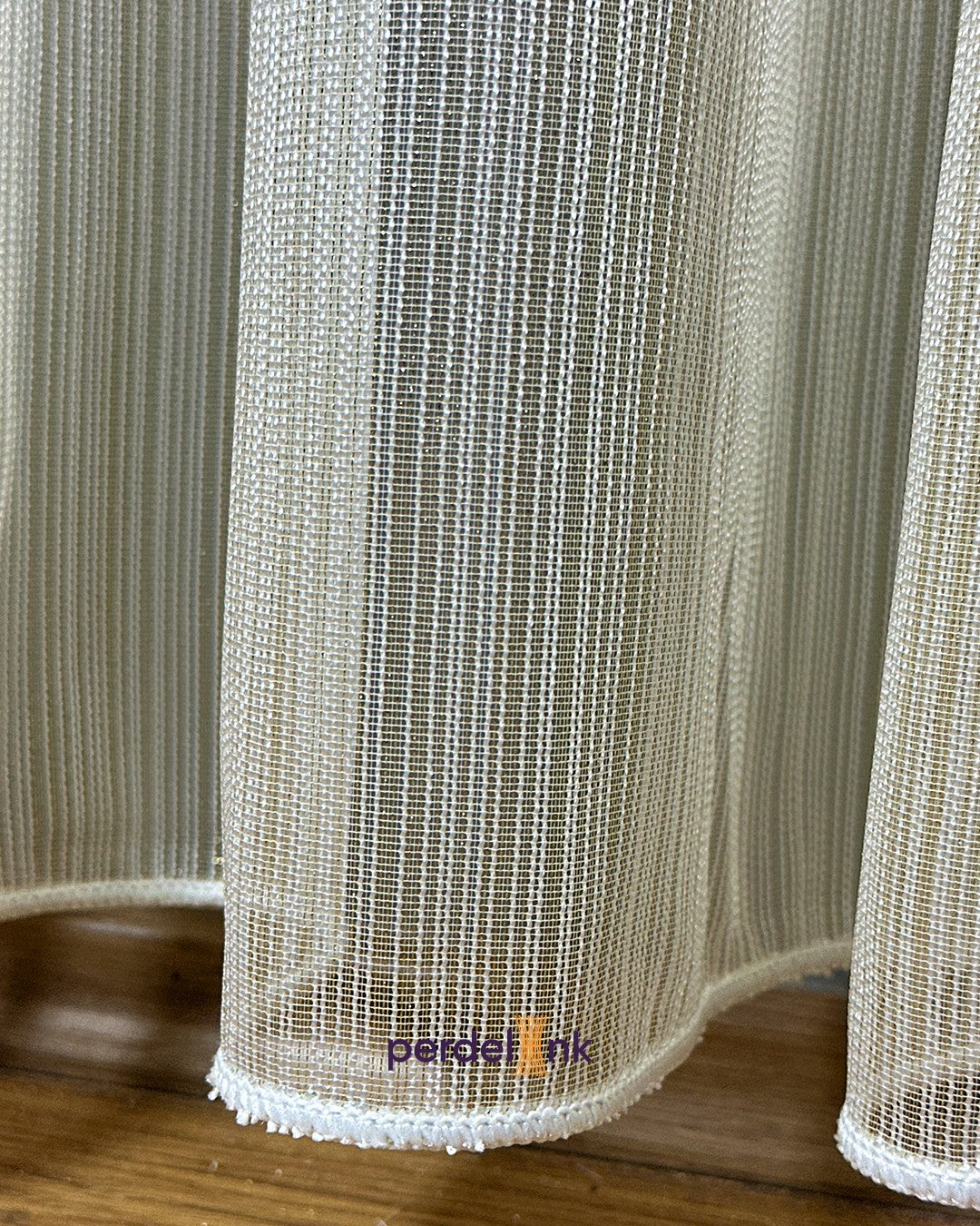 Altın Şeritli Tül Perde